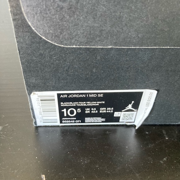 Air Jordan 1 Retro High OG Royal Blue Sneakers - Picture 5 of 5